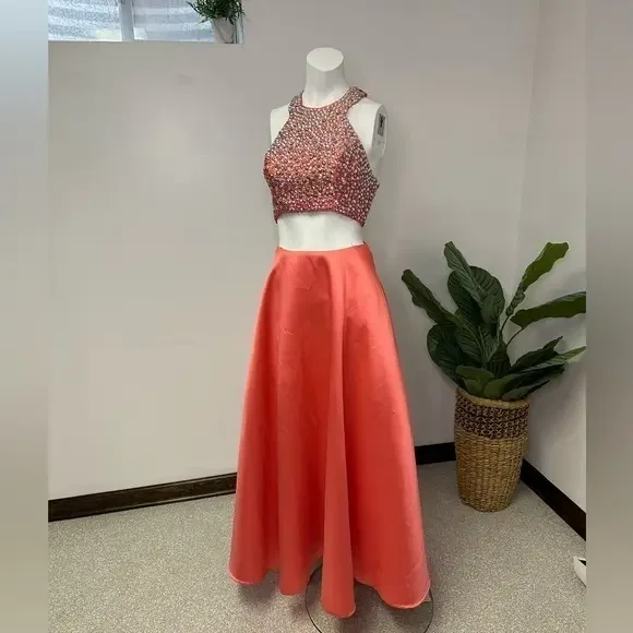 Faviana Coral 2 piece Prom Dress with Maxi‎ Skirt sz 2 - Picture 1 of 17